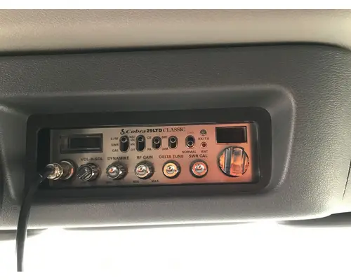 Radio Peterbilt 579 Vander Haags Inc Cb