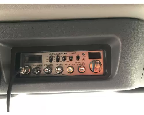 Radio Peterbilt 579 Vander Haags Inc Cb