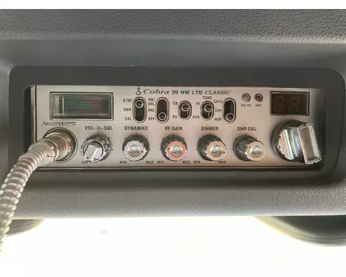 Radio Peterbilt 579 Vander Haags Inc Col