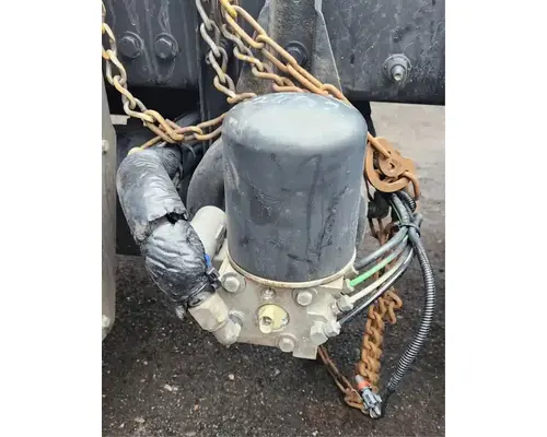 Peterbilt 579 Air Drier
