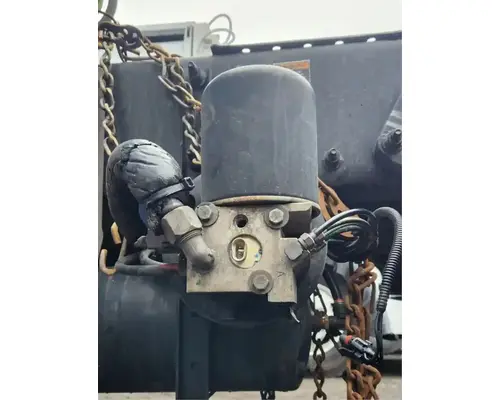 Peterbilt 579 Air Drier