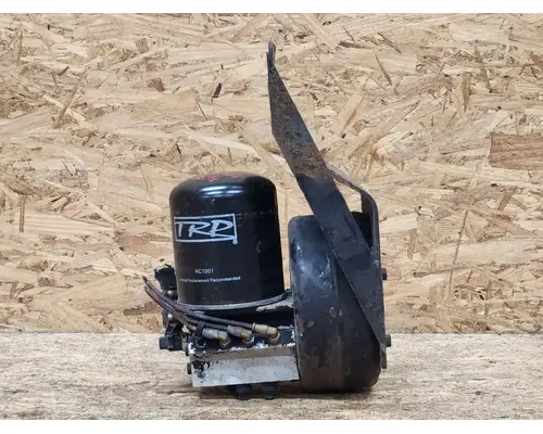 Peterbilt 579 Air Drier