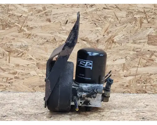 Peterbilt 579 Air Drier