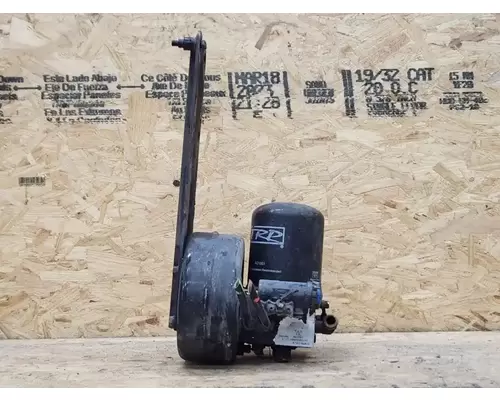 Peterbilt 579 Air Drier