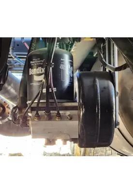 Peterbilt 579 Air Drier