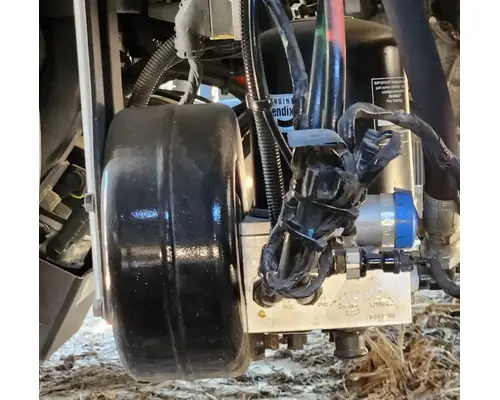 Peterbilt 579 Air Drier