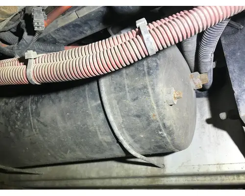 Peterbilt 579 Air Tank