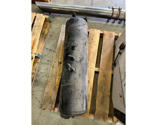 Air Tank PETERBILT 579 High Mountain Horsepower