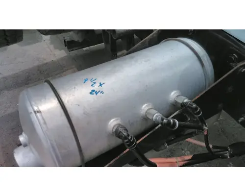 Air Tank PETERBILT 579 LKQ Heavy Truck - Goodys