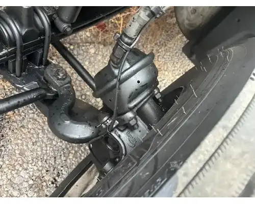 Peterbilt 579 Axle Assembly, Front (Steer)