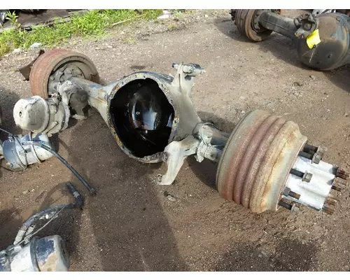 Axle Housing (Front) PETERBILT 579 Camerota Truck Parts