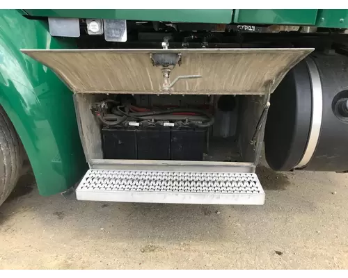 Peterbilt 579 Battery Box