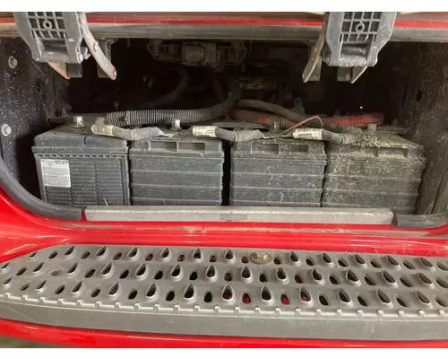 Peterbilt 579 Battery Box