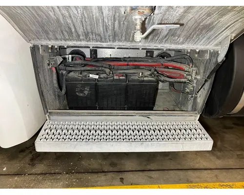 Peterbilt 579 Battery Box