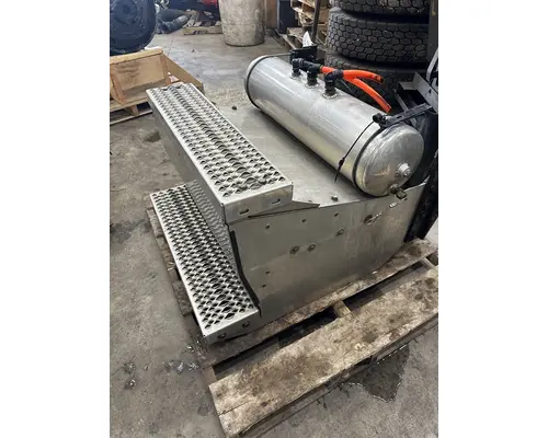 Battery Box PETERBILT 579 Dutchers Inc   Heavy Truck Div  Ny