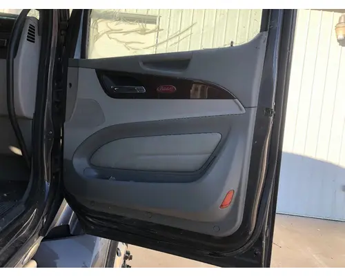 Peterbilt 579 Body, Misc. Parts