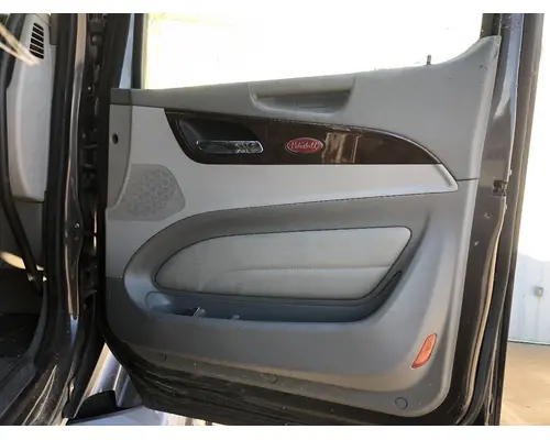 Peterbilt 579 Body, Misc. Parts