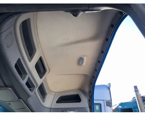 Peterbilt 579 Body, Misc. Parts