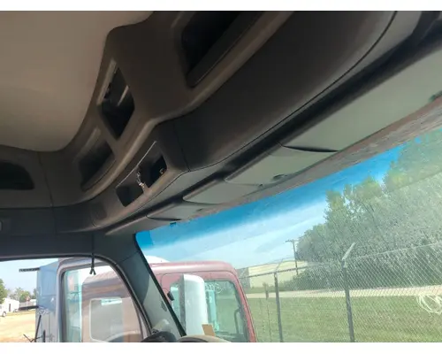 Peterbilt 579 Body, Misc. Parts