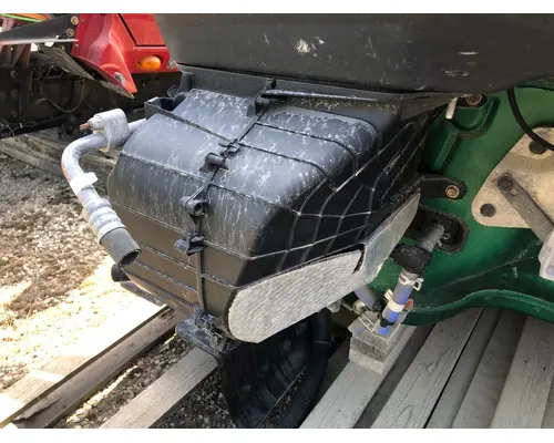 Peterbilt 579 Body, Misc. Parts