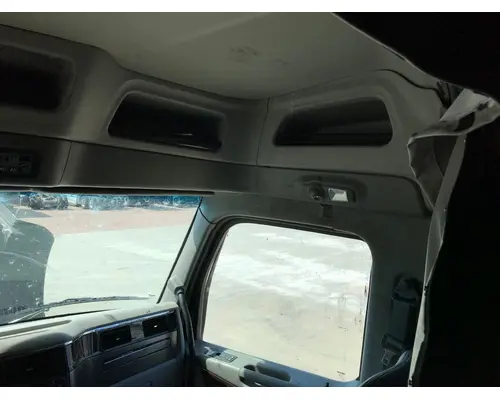 Peterbilt 579 Body, Misc. Parts