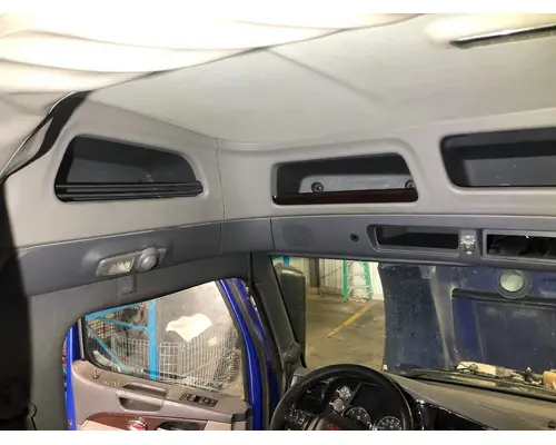 Peterbilt 579 Body, Misc. Parts