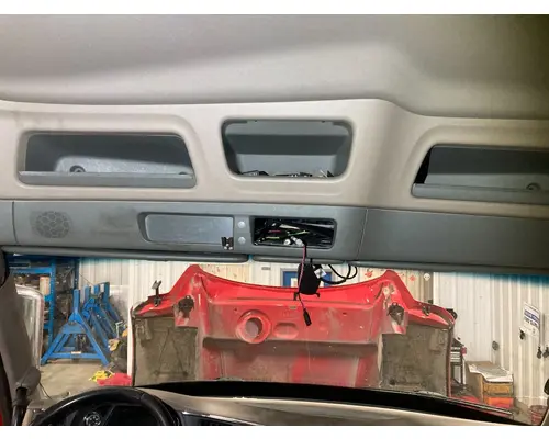 Peterbilt 579 Body, Misc. Parts