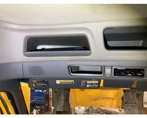 Peterbilt 579 Body, Misc. Parts