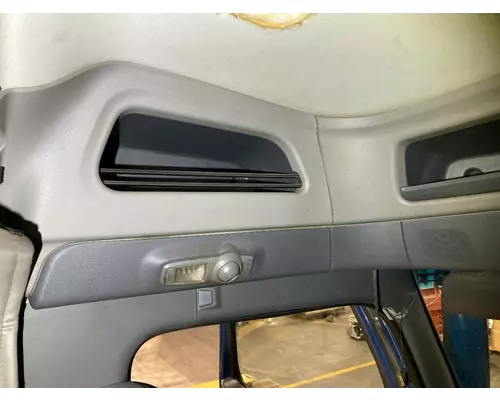 Peterbilt 579 Body, Misc. Parts