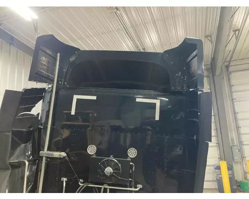 Peterbilt 579 Body, Misc. Parts