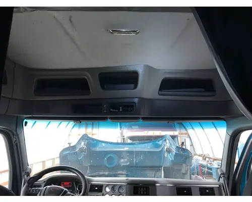 Peterbilt 579 Body, Misc. Parts