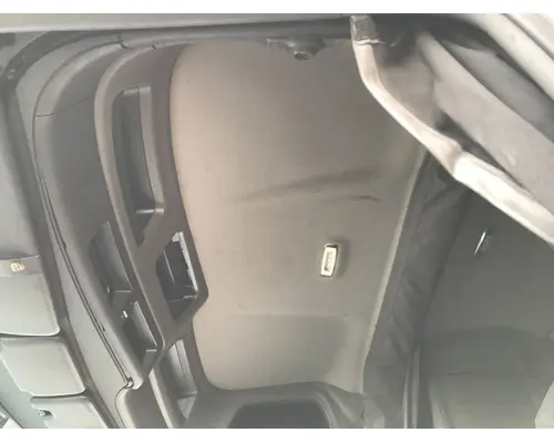 Peterbilt 579 Body, Misc. Parts