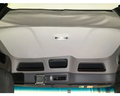 Peterbilt 579 Body, Misc. Parts