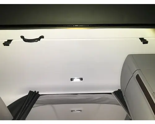 Peterbilt 579 Body, Misc. Parts