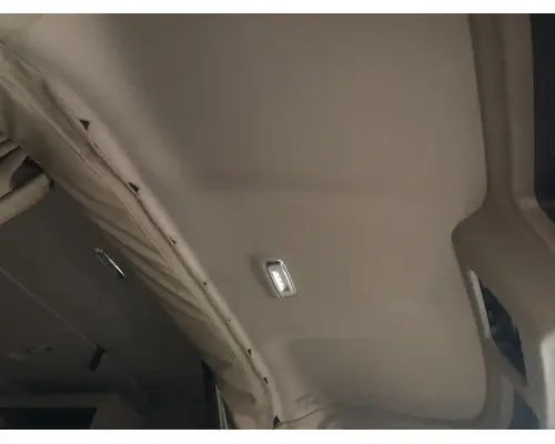 Peterbilt 579 Body, Misc. Parts