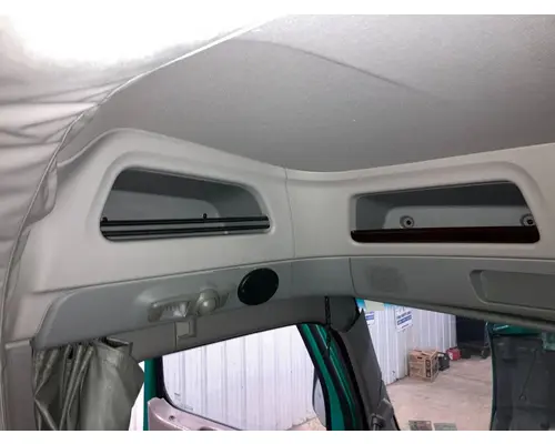 Peterbilt 579 Body, Misc. Parts