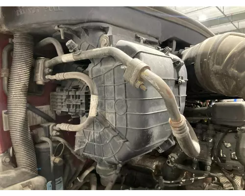 Peterbilt 579 Body, Misc. Parts