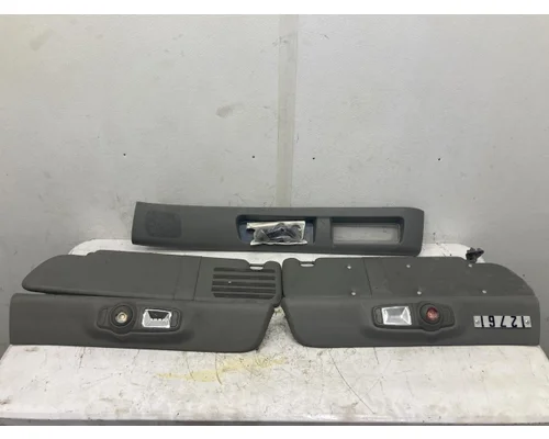 Body Parts, Misc. Peterbilt 579 Vander Haags Inc KC