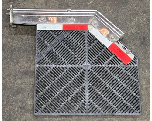 Body Parts, Misc. PETERBILT 579 High Mountain Horsepower