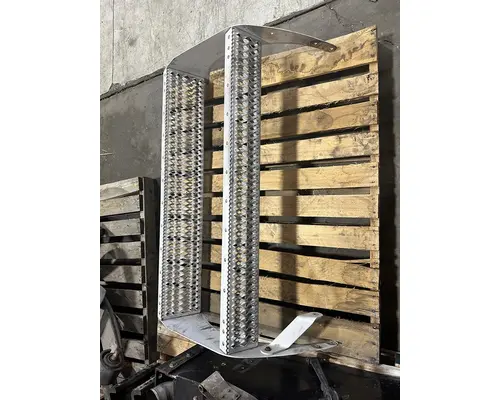 Body Parts, Misc. PETERBILT 579 High Mountain Horsepower