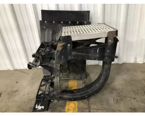 Peterbilt 579 Bracket, Chassis Fairing