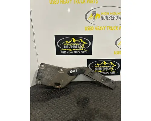 Brackets, Misc. PETERBILT 579 High Mountain Horsepower