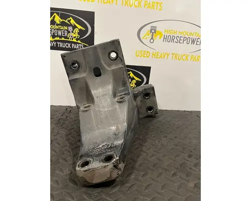 Brackets, Misc. PETERBILT 579 HIGH MOUNTAIN HORSEPOWER