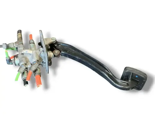 Brake / Clutch Pedal Box PETERBILT 579 Geco - Fresno