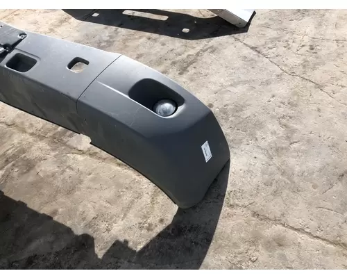 Peterbilt 579 Bumper Assembly, Front