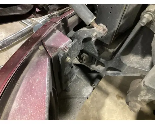 Peterbilt 579 Bumper Assembly, Front