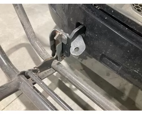 Peterbilt 579 Bumper Assembly, Front