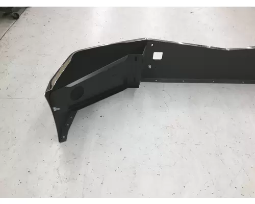 Peterbilt 579 Bumper Assembly, Front