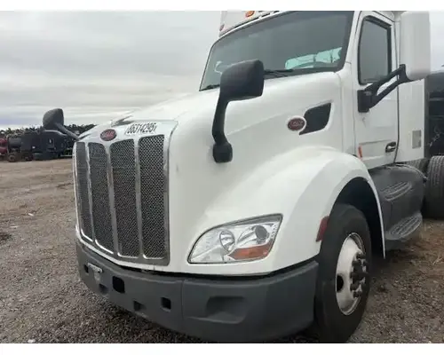 Peterbilt 579 Bumper Assembly, Front