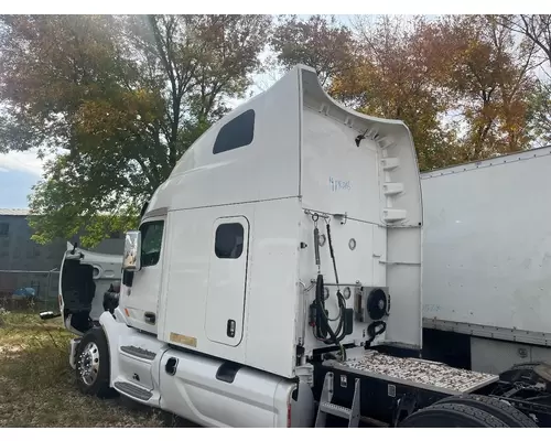 Peterbilt 579 Cab Assembly